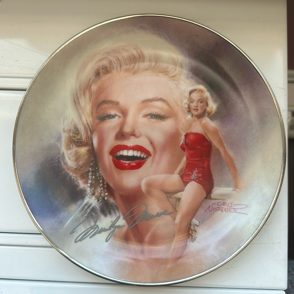 Vintage Bradford Exchange Marilyn Monroe Million Dollar Star collector plate